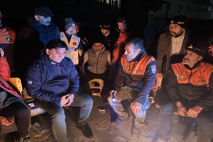 KARACA DEPREM BÖLGESİNDE!