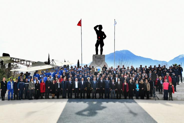 Şehit Fethi Bey törenle anıldı
