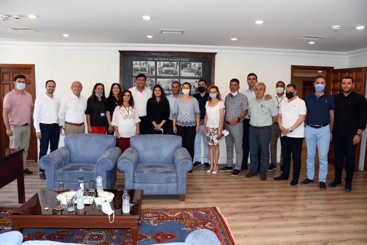 Kesintisiz promosyon için Karaca’ya teşekkür 