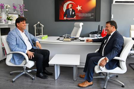 Karaca’dan Atmaca’ya ‘hayırlı olsun’ ziyareti