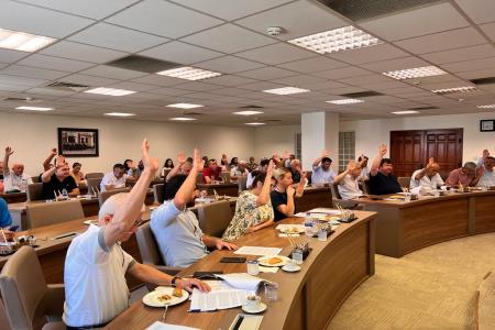 Emekliler Meydanı’nın ismi Ahmet Günday olarak değiştirildi