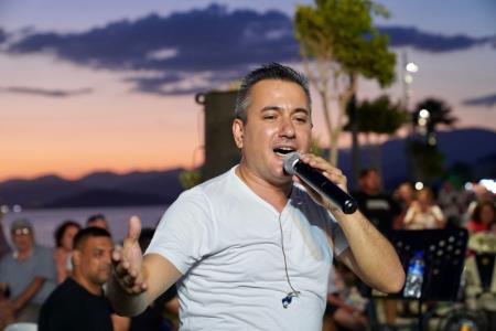 Ali Tunç’tan Çalış’ta muhteşem konser