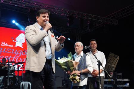 Festival Edip Akbayram Konseriyle son buldu